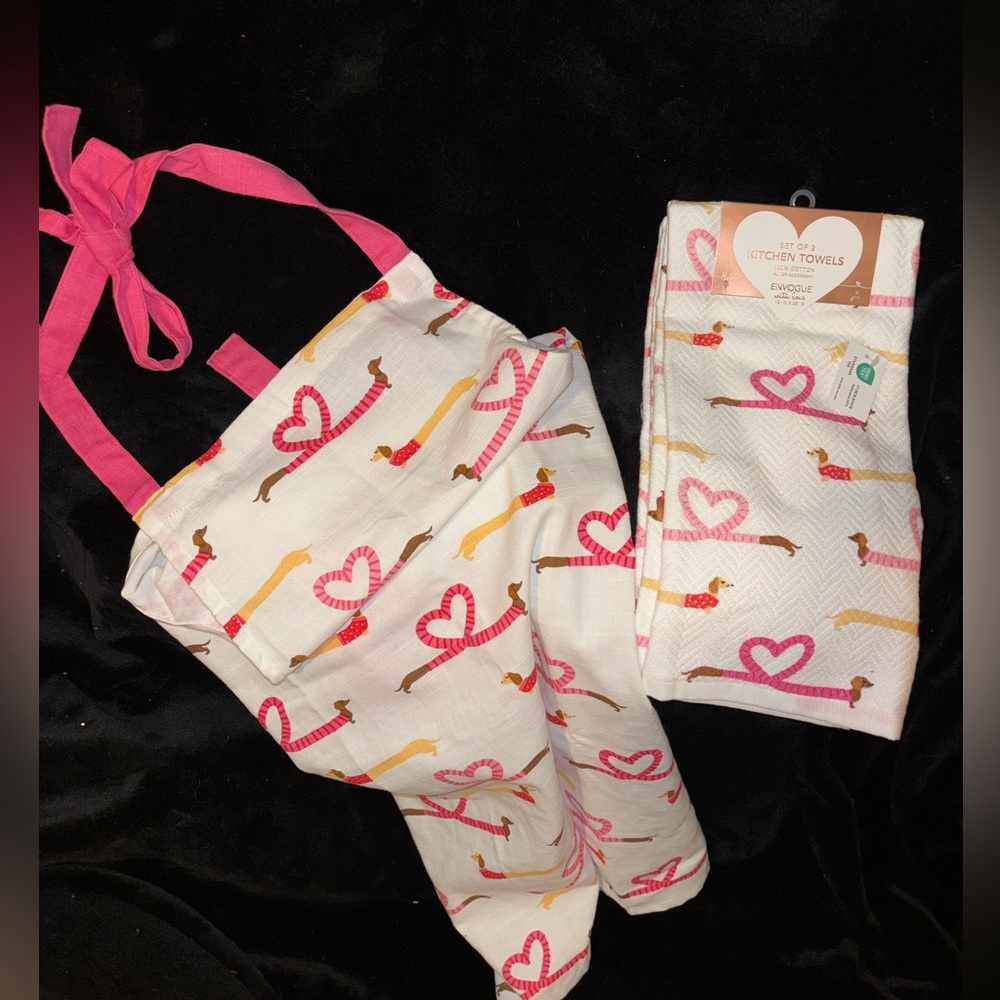 Dachshund Apron and Matching 2 Pack of Kitchen Hand Towels - Make Cooking Fun!